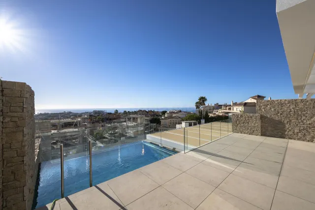 Luxury Ground-Floor Apartment with Private Infinity Pool & S - foto 2
