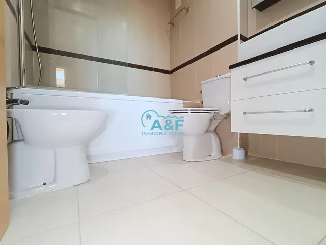 AYF INMOBILIARIA VENDE APARTAMENTO PRIMERA LINEA — 45