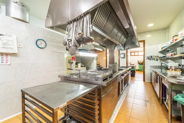 Restaurante de 541m2 en pleno funcionamiento en Maria de la Salud — 10