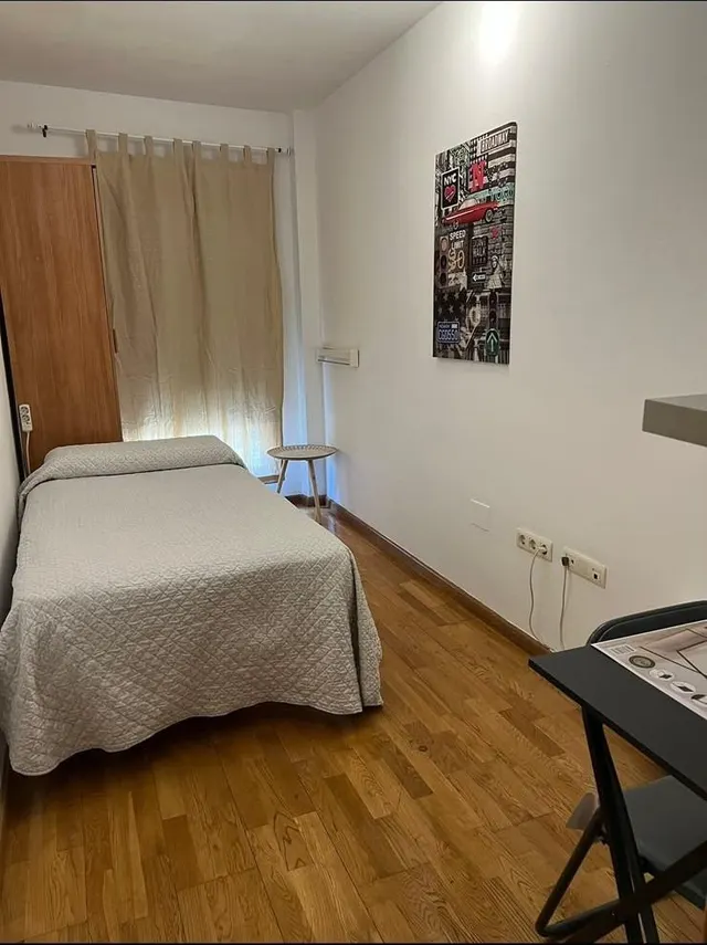 Piso de 3 dormitorios junto al El Corte Inglés — 7