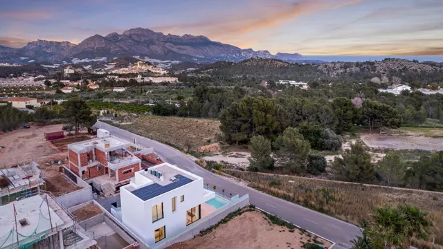 VILLAS DE OBRA NUEVA EN POLOP — 16