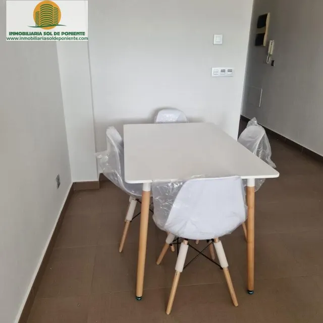 Comodidad y patio privado en pleno centro de La Nucía! A 6 km del mar — 2