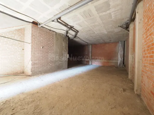SE VENDE LOCAL COMERCIAL EN CERDANYOLA DEL VALLES, ZONA FONT - foto 3