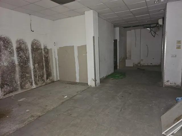 BAJADA DE PRECIO!!!!    Local comercial junto al  Corte InglÉs — 9