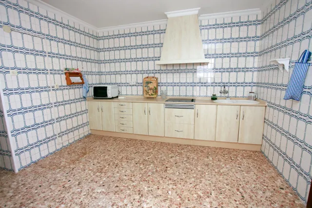 Casa de pueblo 4 habitaciones, planta baja con patio, garaje y gran potencial en La Palma — 32
