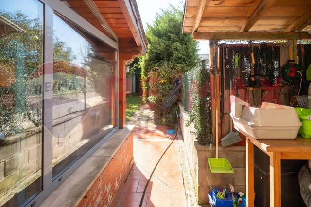 BAJO CON JARDIN EN CAMARREAL SANTANDER — 40