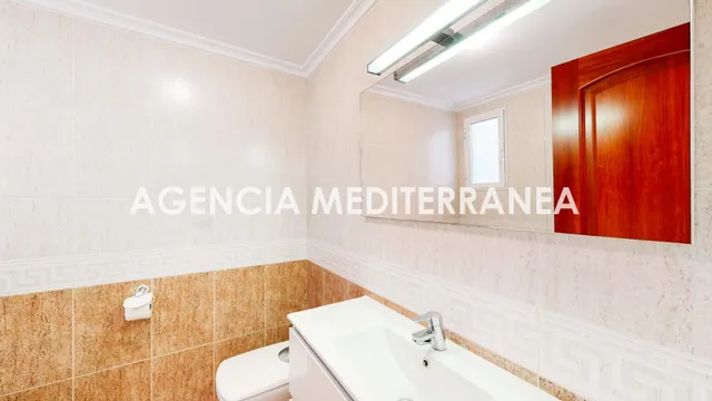 Piso en venta en la playa de la malvarrosa — 32