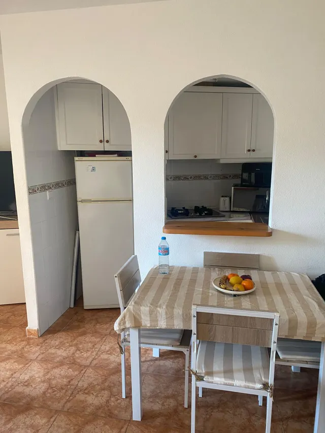 OPORTUNIDAD!!!!! APARTAMENTO CENTRICO CON PISCINA COMUNITARIA — 10