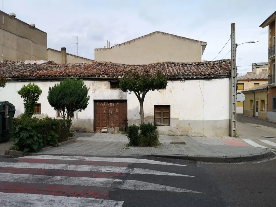 Urbis te ofrece un estupendo solar en venta Ciudad Rodrigo, Salamanca.
