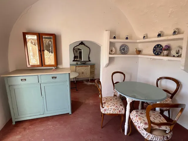 Casa cortijo con encanto, parcela de 3.000 m2 y vistas a la montaña cerca del mar — 6