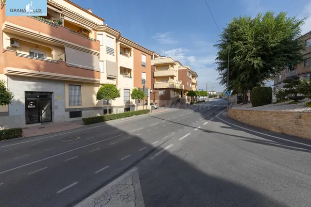 Casa independiente a 5 minutos de Granada en buen estado par - foto 2