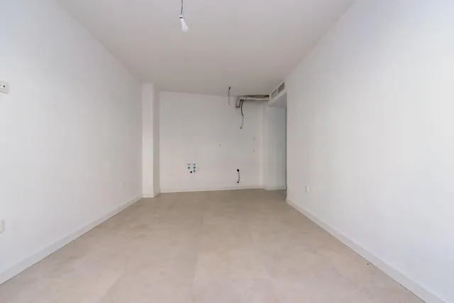 VENTA DE CÉNTRICO PISO EN ACERA DEL CASINO (CENTRO) - GRANADA — 13