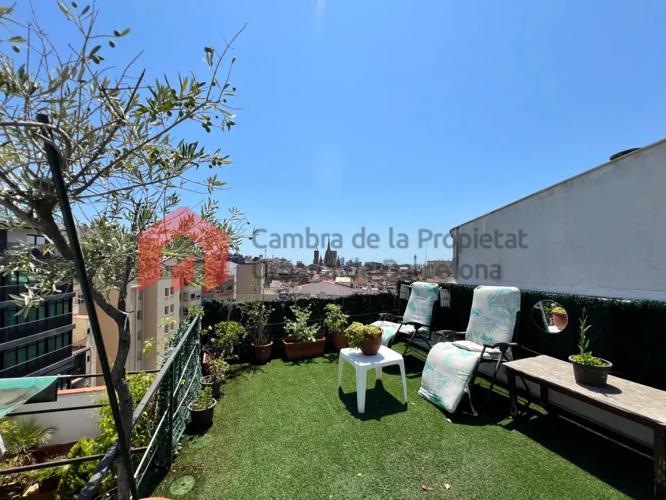 Ático en venta en c/Fontanella en pleno corazón de Barcelona