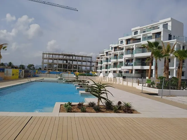 Preciosa vivienda frente al mar con urbanización — 8