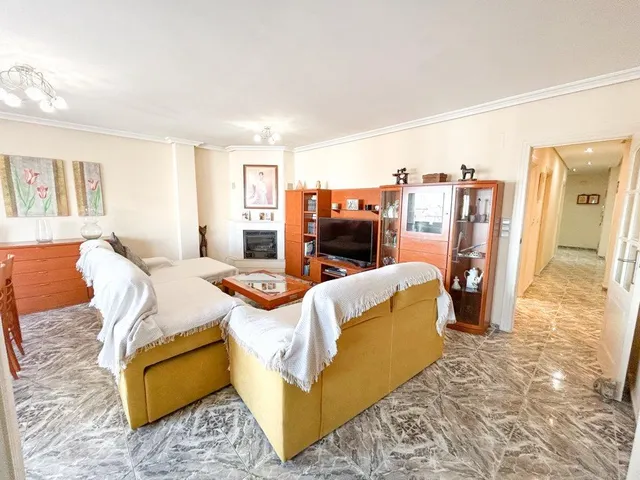 ESPACIOSO ATICO DE 3 habitaciones RODEADO DE TODOS LOS SERVICIOS — 11