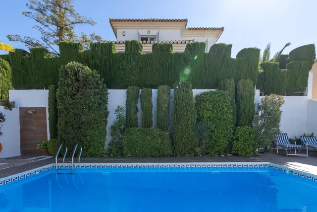 ✨ Espectacular chalet con piscina y vistas impresionantes — 31