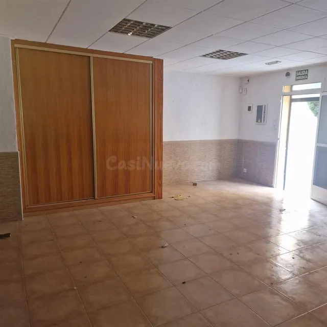 LOCAL COMERCIAL FRENTE A COLEGIO SANTO DOMINGO - ORIHUELA - — 5