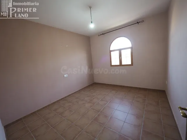 *Casa de planta baja en Argamasilla de Alba con una superfic - foto 5