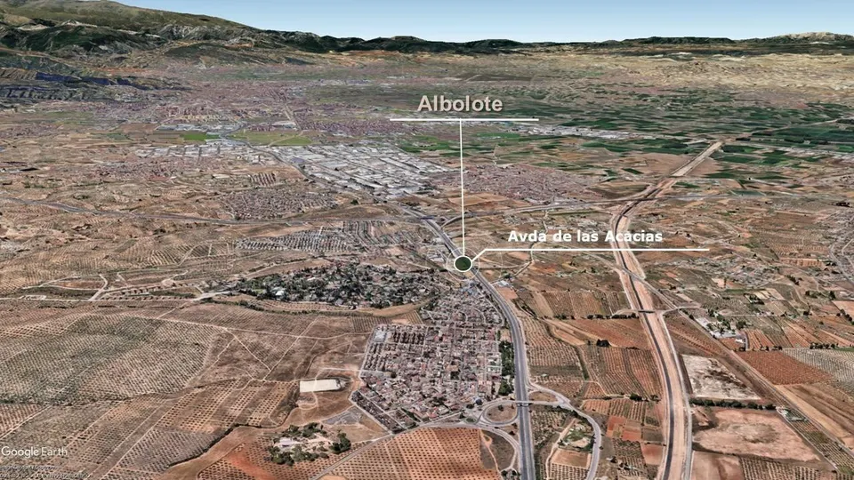 Venta de Suelo Urbano Consolidado en Albolote - Granada