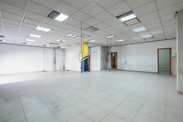 Local comercial 151m² en venta - Poble Nou - Olivar Gran — 4