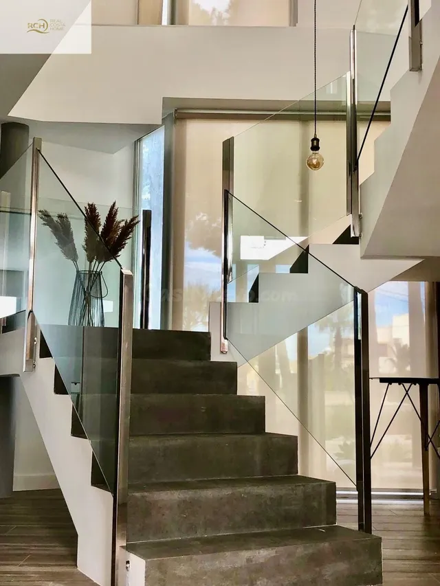 MODERNO CHALET EN ALQUILER EN CALPE — 11