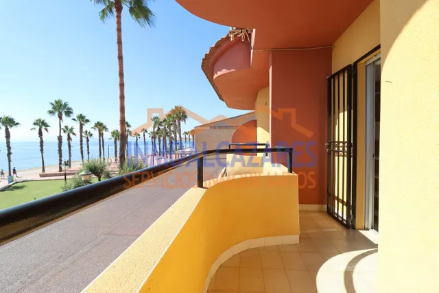 ESPECTACULAR DUPLEX DE  3 DORMITORIOS Y 2 BAÑOS, EN PRIMERA LÍNEA DE PLAYA CON VISTAS AL MAR EN LOS NAREJOS, LOS ALCAZARES, MURCIA. — 34