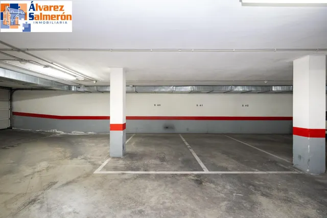 Apartamento tipo loft con garaje incluido y piscina en zona Parque Lagos — 28