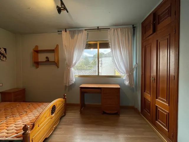 Venta de casa con bar en Toral de Merayo — 9