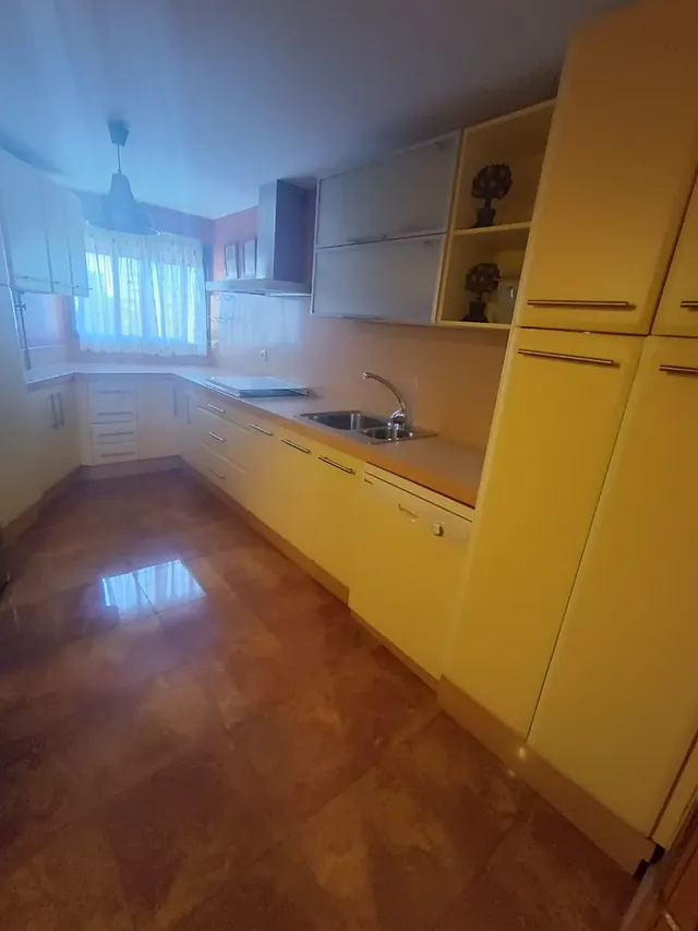 SE VENDE PISO EN ZONA NORTE — 11