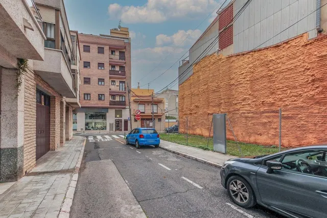Parcela urbana con 510 m2t para proyecto residencial en el Vendrell — 7