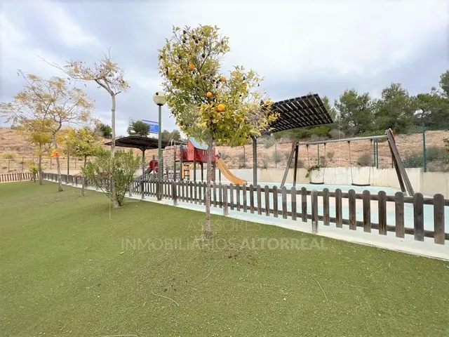 SE VENDE NEGOCIO EN MONTEPRINCIPE — 4