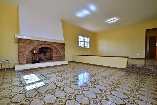 Chalet con Jardín en Geneto - foto 4