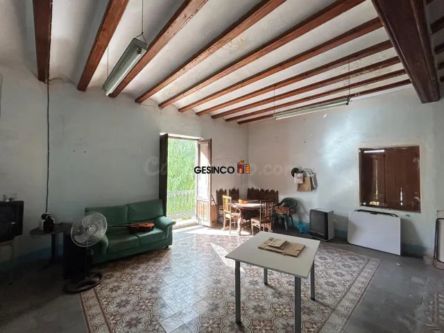 VIVIENDA CON LOCAL COMERCIAL EN CHAFLÁN — 3