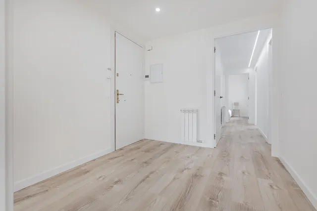 EXCLUSIVO PISO DE 153m2 CON 5 DORMITORIOS — 28