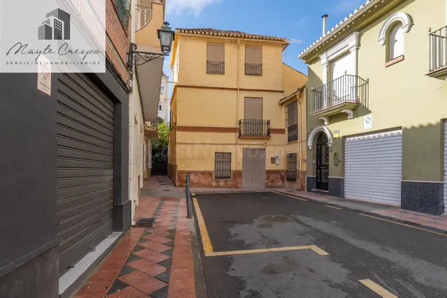 Terreno en pleno centro de Armilla - foto 2