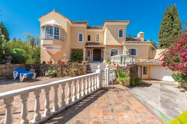 Chalet 8 habitaciones 430m² en venta - Marbella — 10