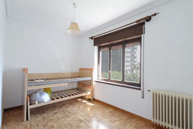 Villa 4 habitaciones 382m² en venta - Centro — 28