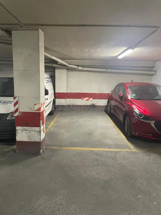 PLAZA DE GARAJE EN EL CENTRO DE ALICANTE CON TRASTERO ENORME - foto 5