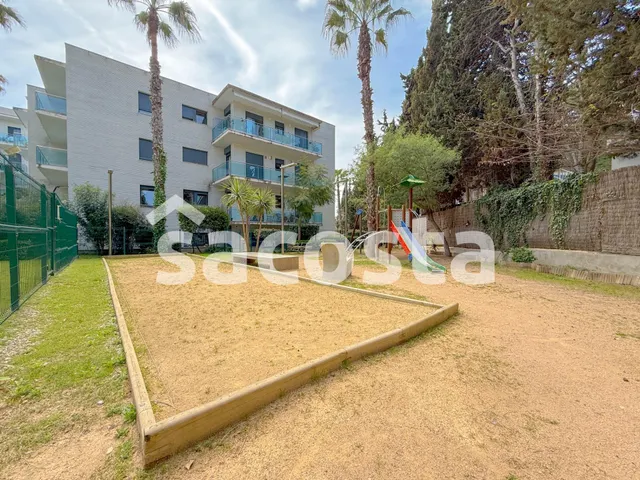 Tu hogar en fenals, a 450 metros del mar y con parking incluido — 29