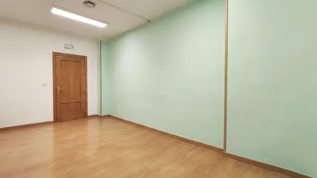 Local comercial 270m² en venta - Costa del Sol — 6