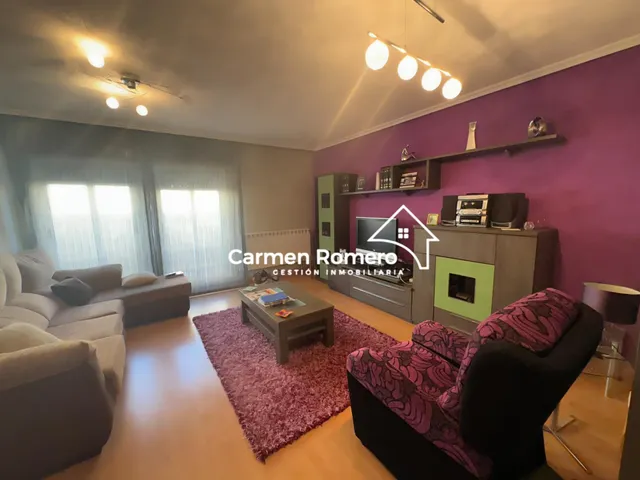 ADOSADO EN VENTA  EN VILLAMAYOR. URB. PIEDRA DORADA — 19