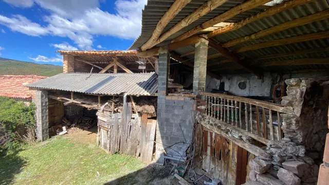 Gran Casa  para rehabilitar en pueblo tranquilo del pirineo — 48