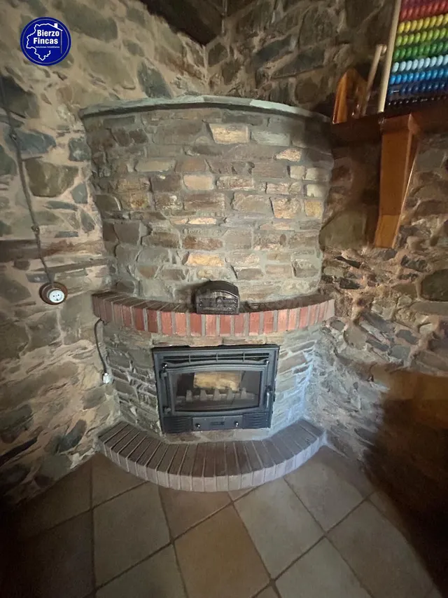 SE ALQUILA CASA RÚSTICA EN NOCEDA DEL BIERZO - foto 4