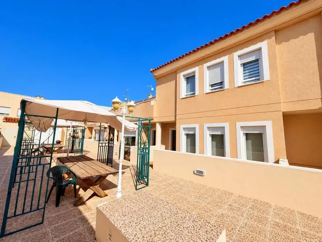Casa 3 habitaciones 168m² en venta - Comunidad valenciana — 24