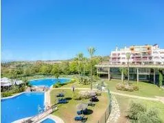 Exclusivo ático dúplex en Parque Botánico, Estepona