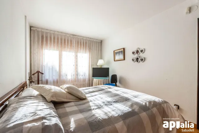 CASA A 4 VENTS A L'AIRESOL D — 40