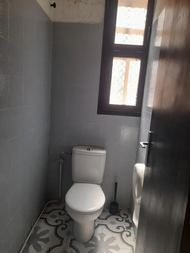 Local esquinero en la zona de la Eixample de Mataró — 6