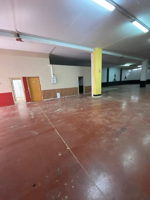 Nave en venta en Elche, polígono de Carrús - foto 2