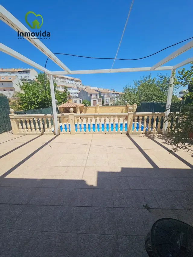 Espectacular Chalet Reformado en Encinares de Alcolea, Córdo