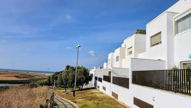 Conil delante de usted: Río Salado, Castilnovo y el Atlántico desde casa — 25
